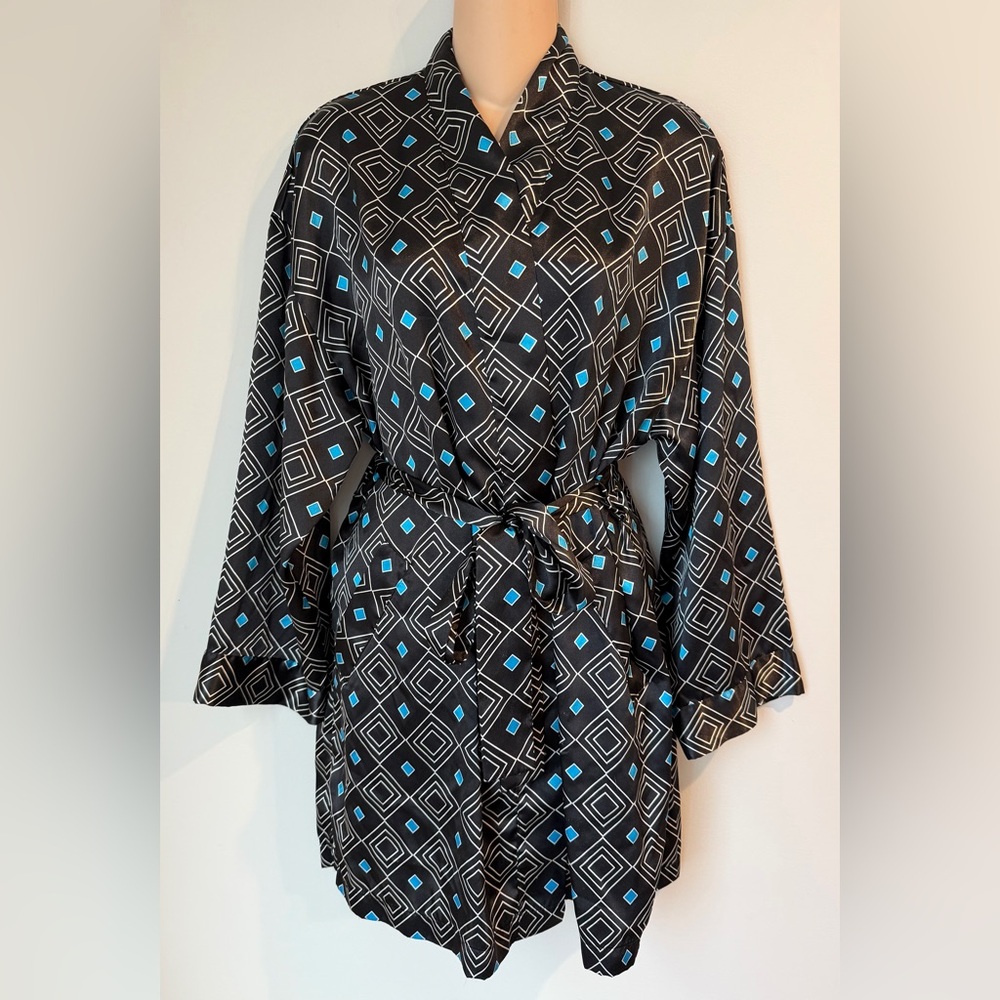 VICTORIA'S SECRET Satin Black Diamond Print Lounge Kimono Style Belted Robe O/S